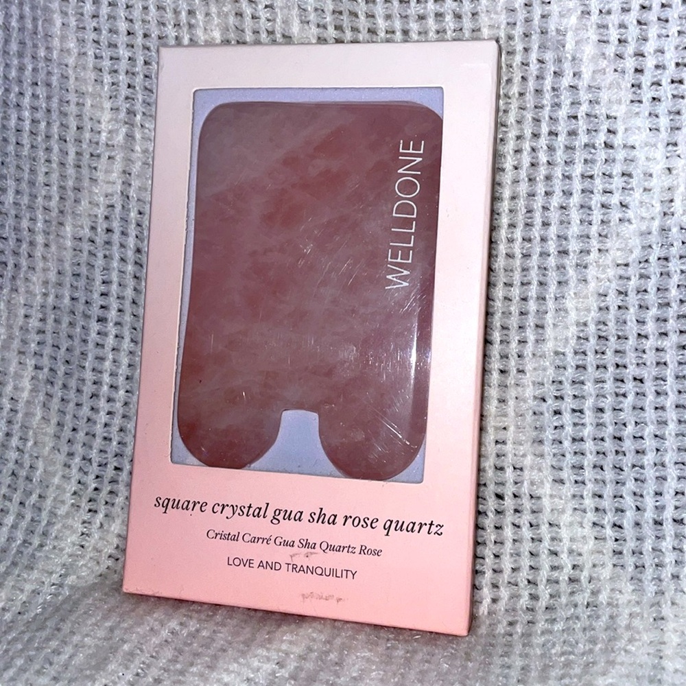 NIB Rose Quartz Gua Sha Tool - Picture 1 of 2